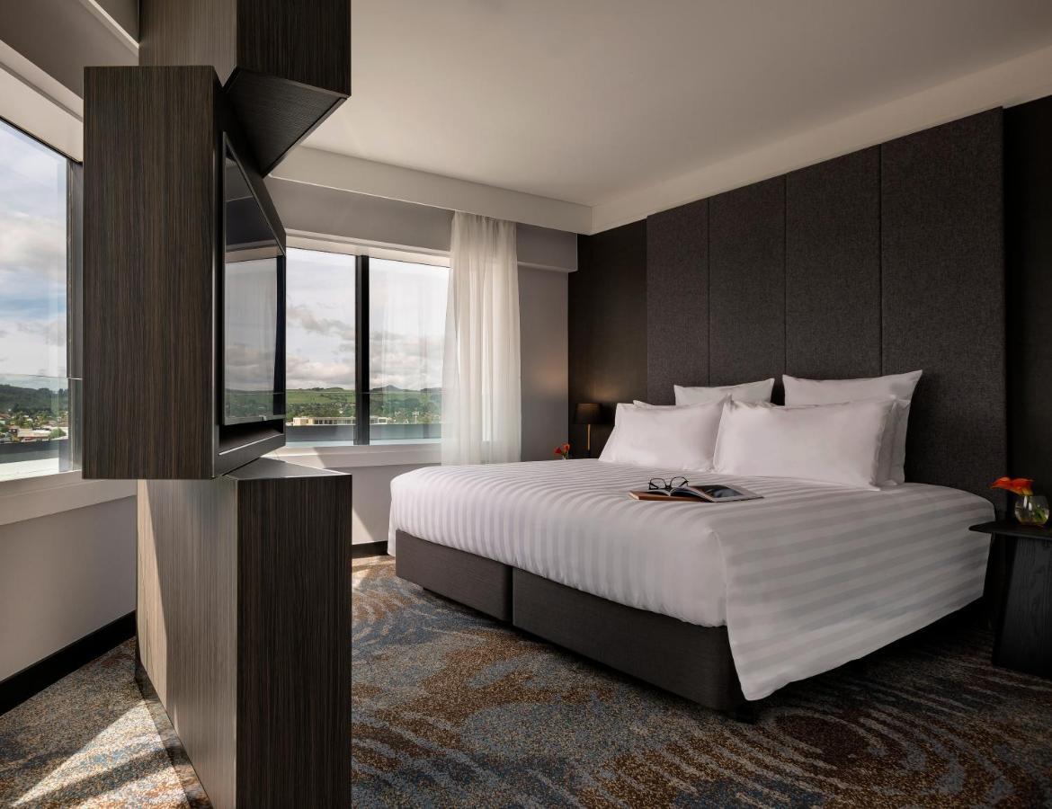 Pullman Rotorua Hotell Exteriör bild Deluxe Suite